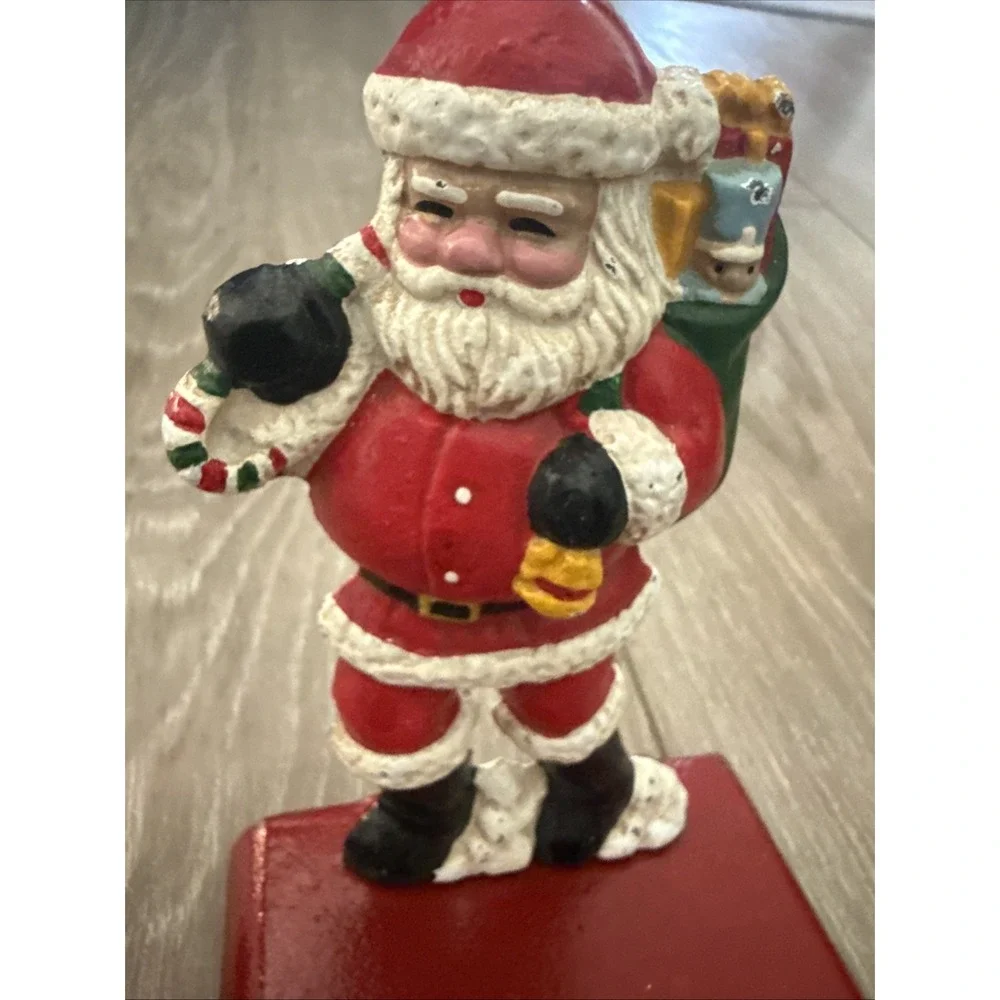 Santa Metal Christmas‎ Holiday Heavy Cast Iron Stocking Hanger Vintage
